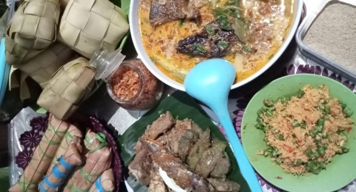 Ketupat Lebaran, Warisan Leluhur Tuban yang Lestari Hingga Kini