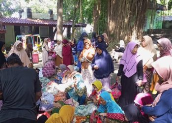 Tradisi Manganan Tahunan di Pemandian Sendang Bektiharjo Semanding Tuban