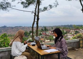 Puncak Rengit: Wisata Alam dan Religi di Kabupaten Tuban