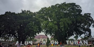Pemkab Tuban Perluas Layanan Internet Gratis di Alun-Alun untuk Akses Informasi
