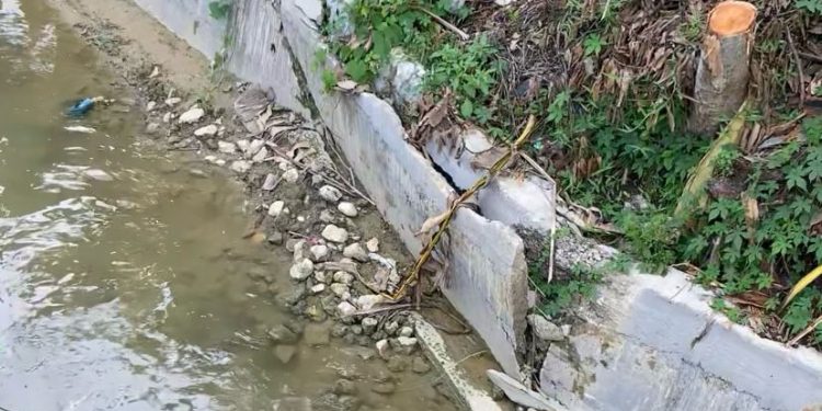 Rehabilitasi Saluran Air di Tuban Bermasalah Diduga Rusak Sebelum Selesai