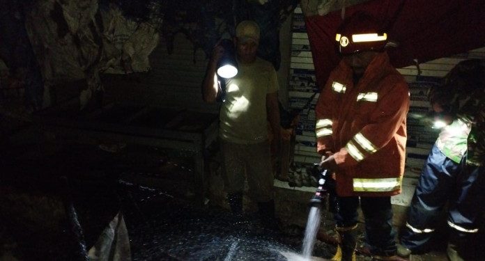 Korsleting Listrik Menyebabkan Kebakaran di Pasar Glondonggede