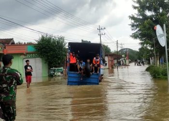 Kali Kening Meluap, Belasan Desa di Parengan Terendam Banjir