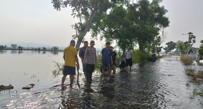 Polres Tuban Tangani Banjir Plumpang dan Koordinasi Pembukaan Aliran Sungai Avur