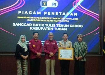 Batik Tulis Tenun Gedhog Tuban Jadi Kawasan Berbasis Kekayaan Intelektual Nasional