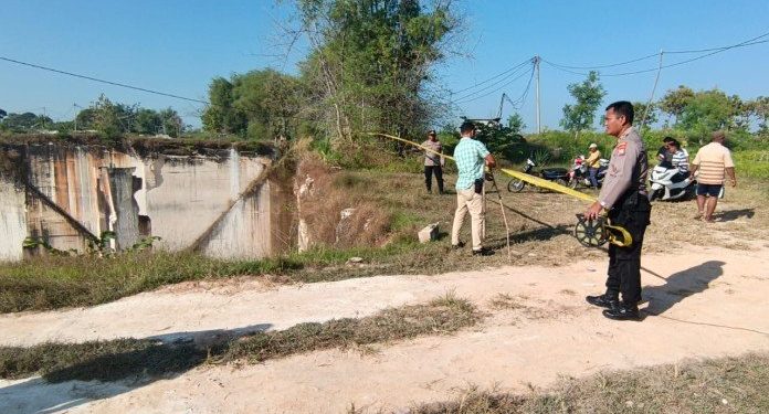 Sopir Penambang di Tuban Tewas setelah Truk Terjun ke Dalam Tambang Sedalam 30 Meter