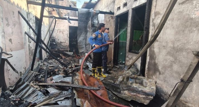 Kelalaian Sebabkan Kebakaran di Kebonsari, Satu Orang Terluka