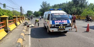 Dump truk tabrak pemotor di Jenu, satu korban meninggal dunia di lokasi kejadian