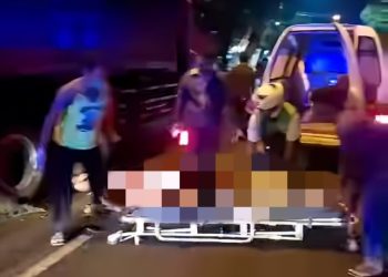 Pengendara Motor Tewas Tabrak Truk Parkir di Tuban, Satu Temannya Terluka