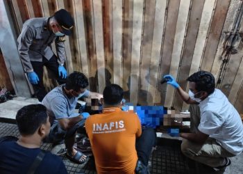 Pria Paruh Baya Meninggal Mendadak Saat Hujan Turun di Sekitar Boom Tuban