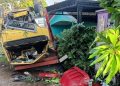 Warga Jenu Tewas Tabrakan Maut Jalur Tuban Bancar, Truk Terguling Hantam Pagar Rumah