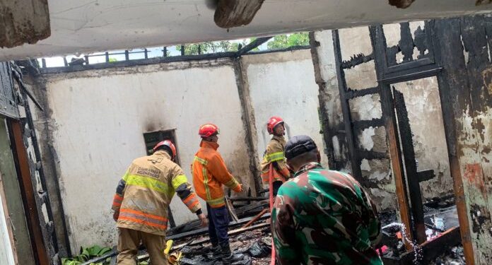 Kebakaran Rumah Lansia di Senori Mengakibatkan Kerugian Puluhan Juta