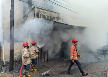 Bengkel Motor di Widang Terbakar Diduga Akibat Baterai Impact